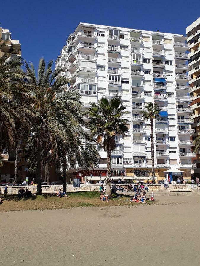 Malaga Center, Malagueta Beach Exterior foto